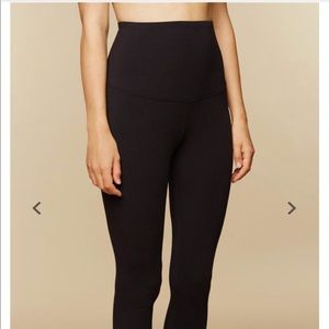 Motherhood Postpartum leggings